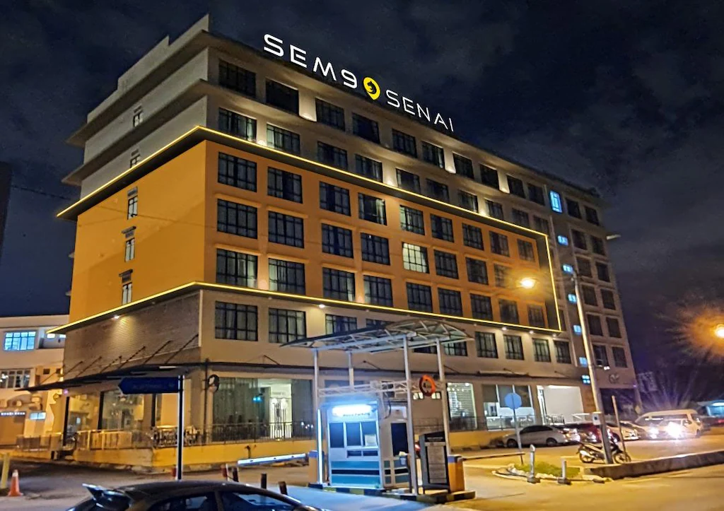 Sem9 Senai (Perth Hotel)