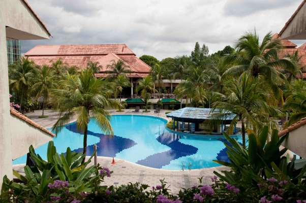 Le Grandeur Palm Resort Swimming & Diving